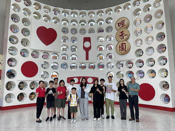 中國香港太極青年慈善基會(huì)研學(xué)團(tuán)走進(jìn)咀香園